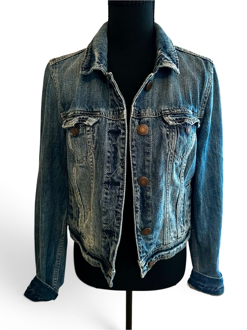 American Eagle Medium Distressed Faded Denim Trucker Jacket - Picture 1 of 4